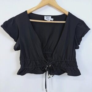 Princess Polly Tie Front Crop Top Plunge V Neckline‎ Size 6 Black Feminine